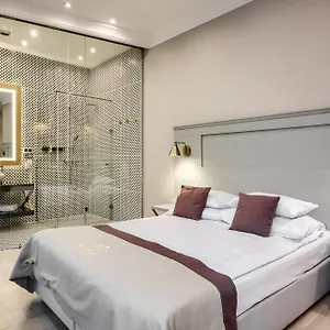 فندق مبيت وإفطار وسبا كروبوكي 17, زاكوباني